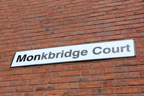 Monkbridge Mews Apartment Image 3