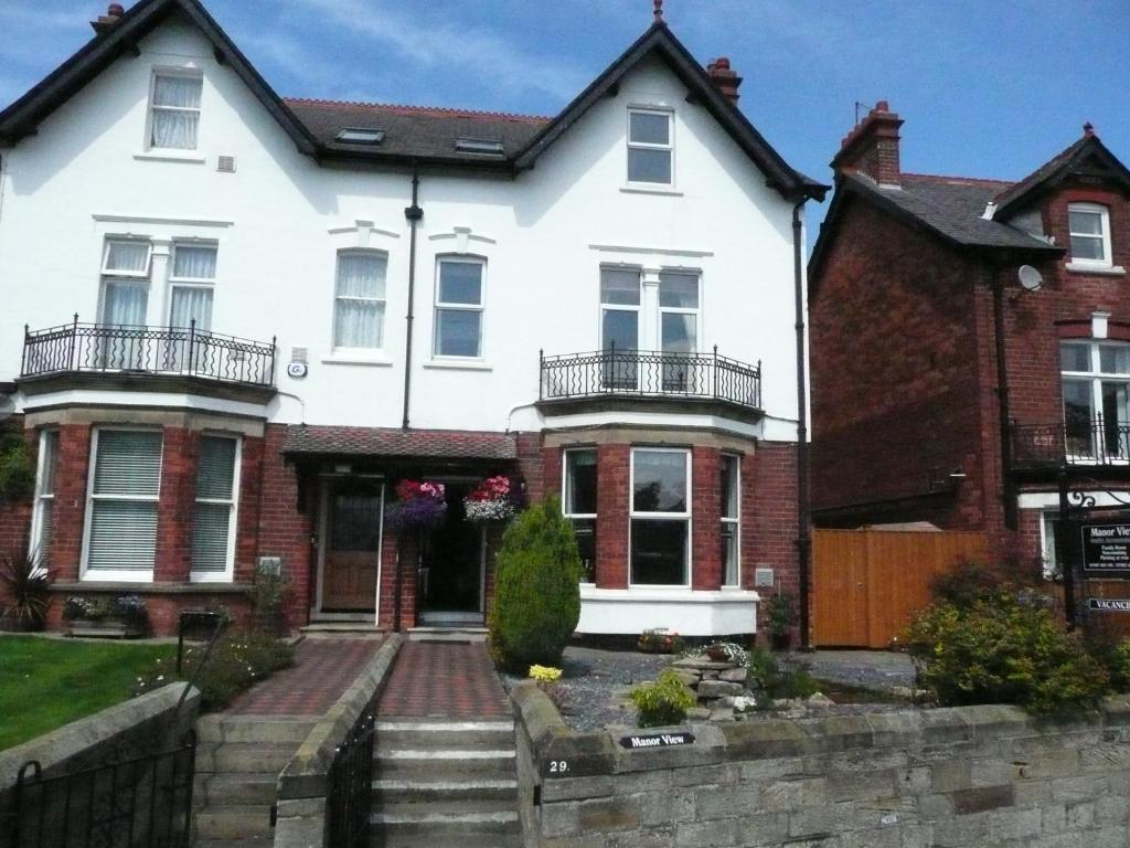 Manor View Image 2