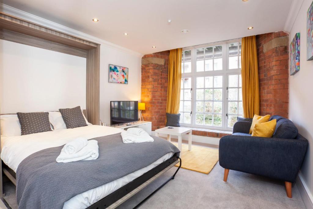 Cocoa Suites Luxury Apartments Image 1