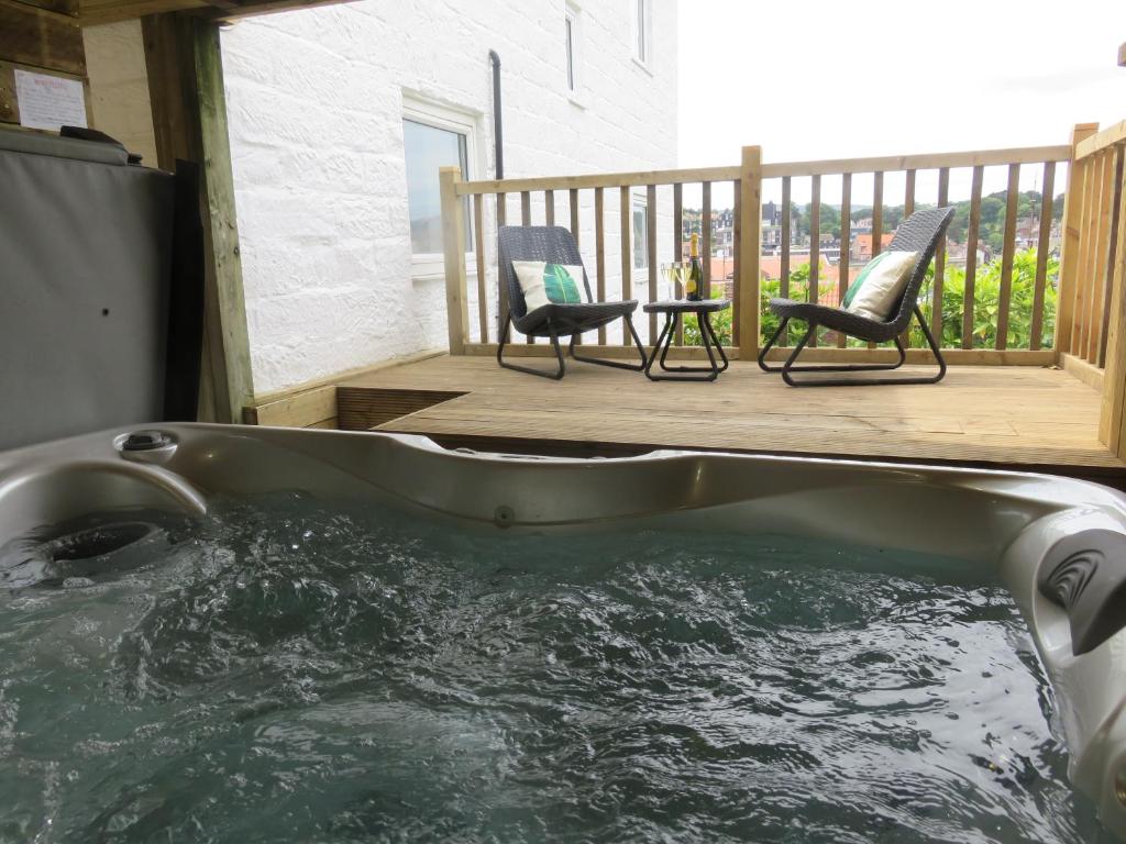 CyanaCottages-Esk Cottage Image 4