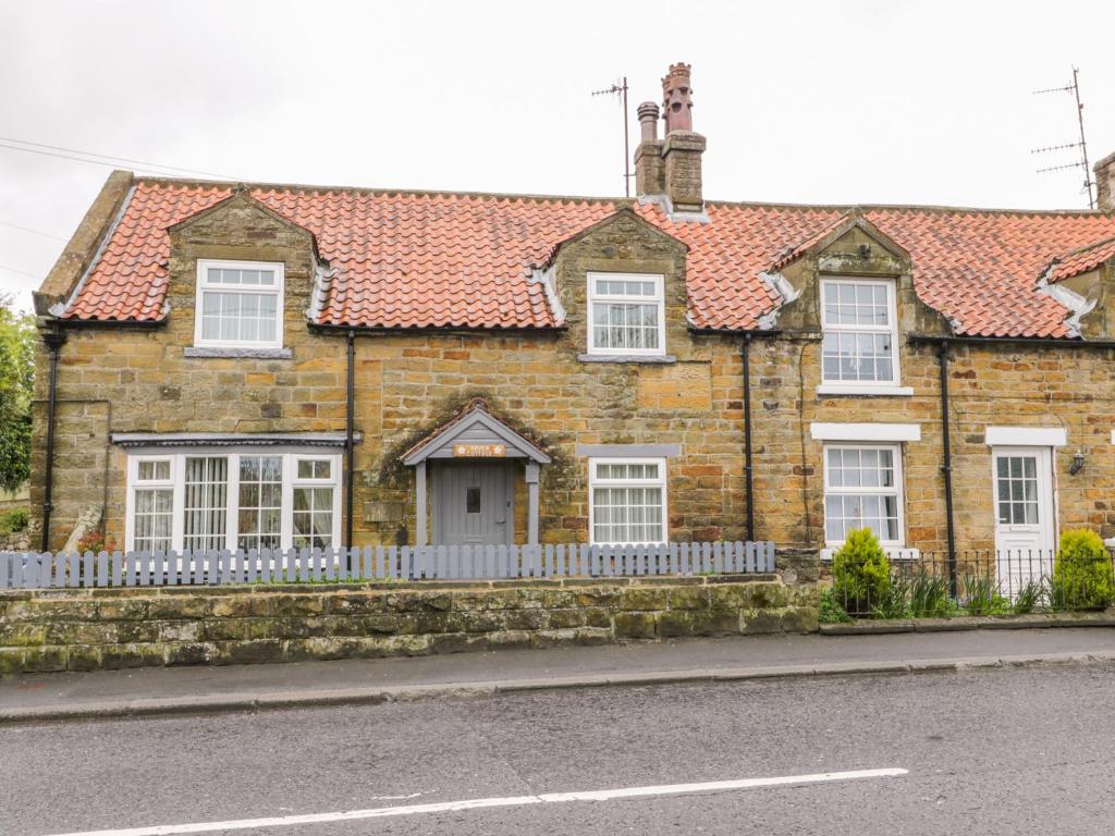 11A High Street Image 2
