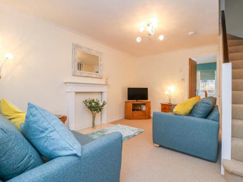 17 Fewster Way Image 3