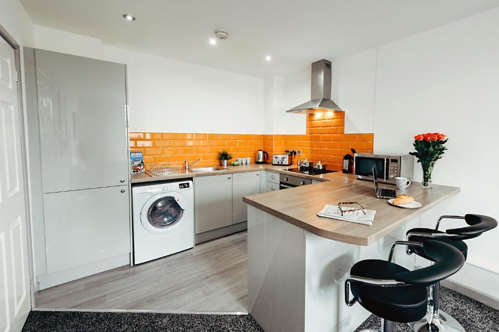 Halifax House, Studio Apartment 213 Image 10