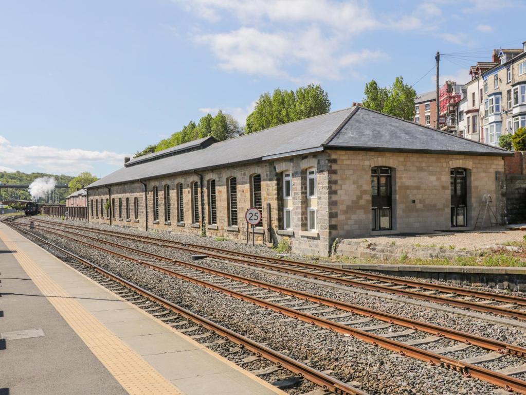 Repton Engine Shed Image 2