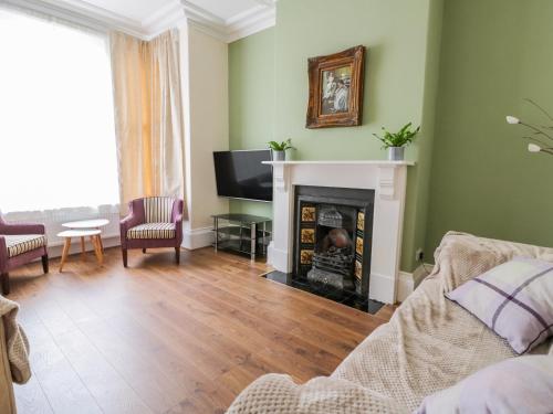 Newbegin Cottage Image 1