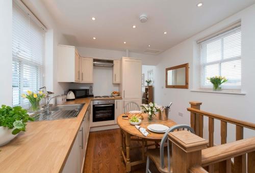 Gavel Cottage Image 1