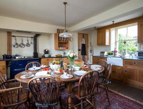 Wheatsheaf Cottage Image 1