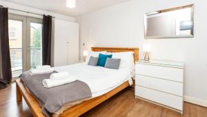 Dixon's Yard, Luxurious City Centre Apartment Image 2