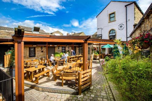 The Woolly Sheep Inn Image 2