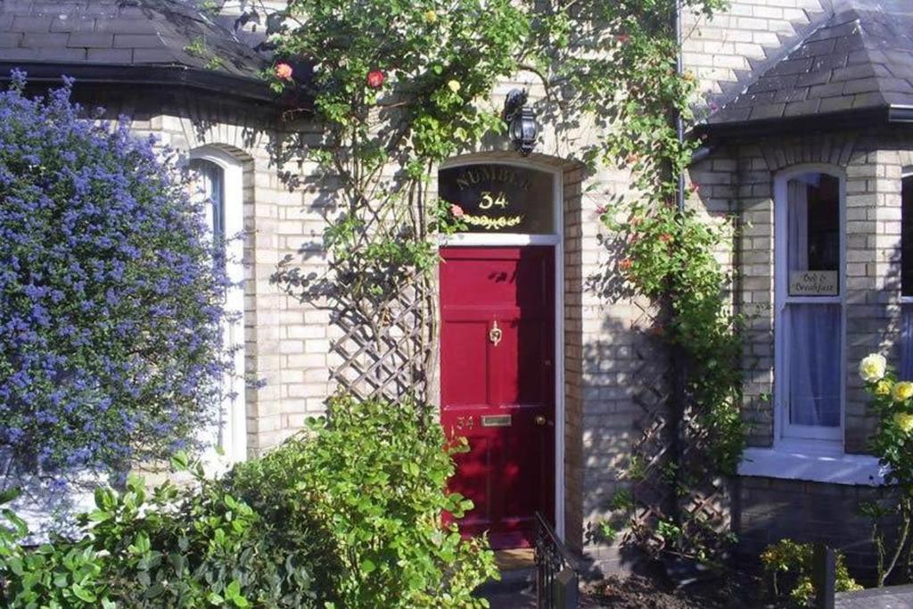 Number 34 Bed and Breakfast York Image 1
