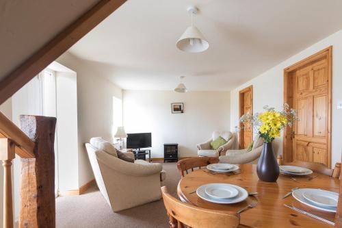Milton Cottage, Whitby Image 1