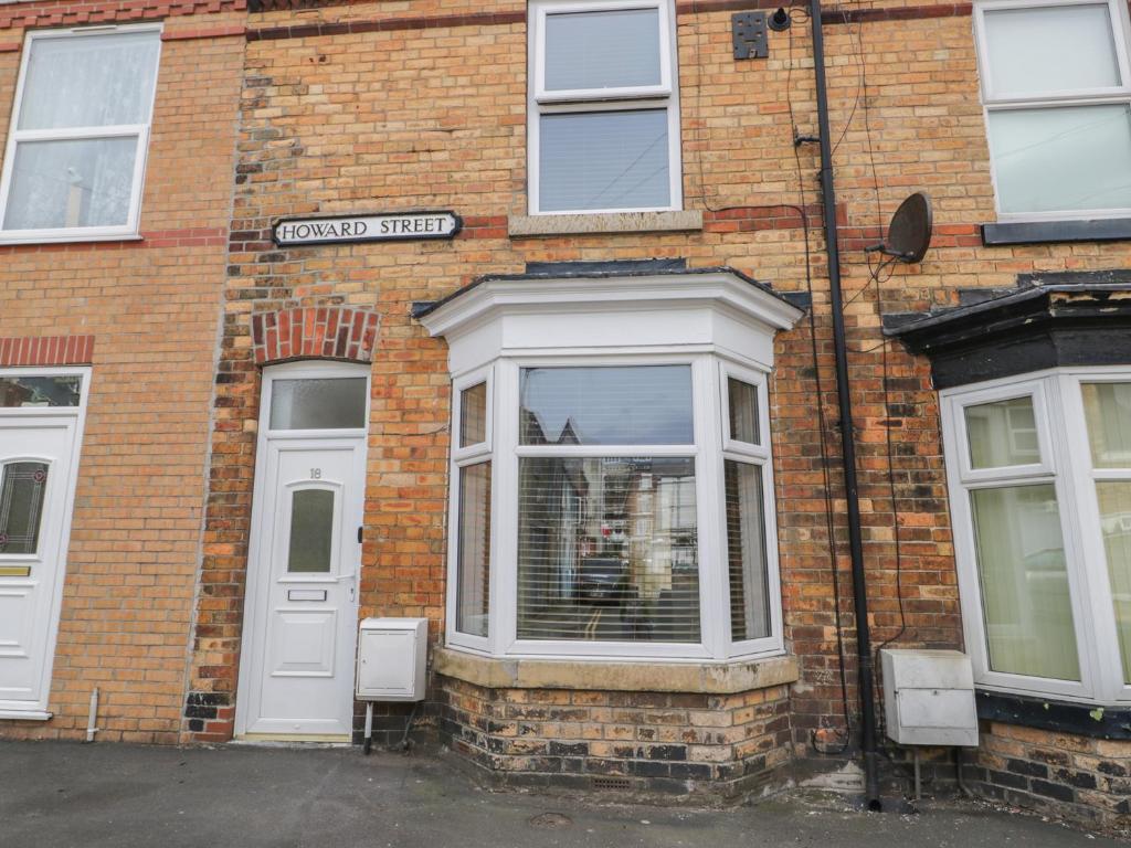 18 Howard Street Image 1