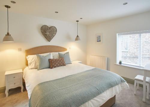 Host & Stay - Grumbles Cottage Image 2