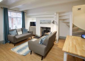 Host & Stay - Grumbles Cottage Image 3