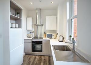 Host & Stay - Number 2 at Pannett Apartments Image 6