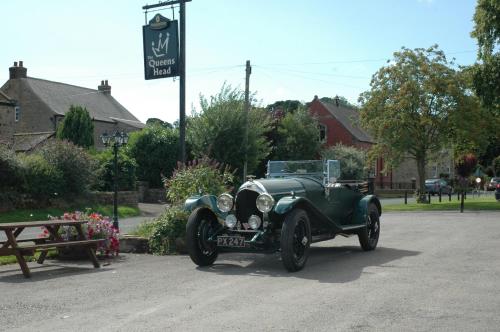Queens Head, Finghall Image 1