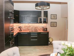 Springwood Cottage Image 1