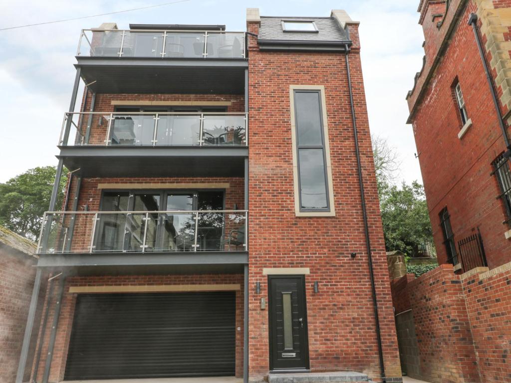 Apartment 1 Image 3