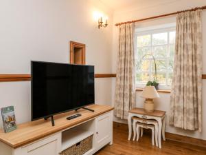 Manor Cottage Image 3