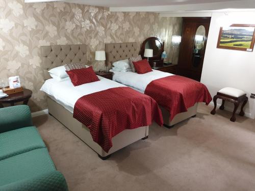 Sykes House Image 3