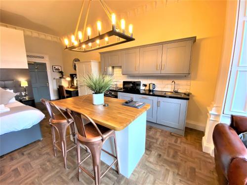 The Scott at Claremont Serviced Apartments Image 1