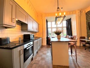 The Scott at Claremont Serviced Apartments Image 2