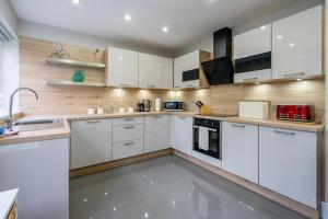1a Sycamore Place Image 1