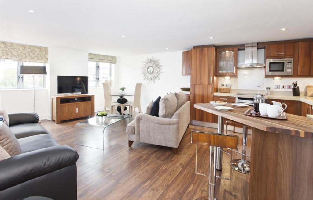 Merchants Place Apartment Image 3
