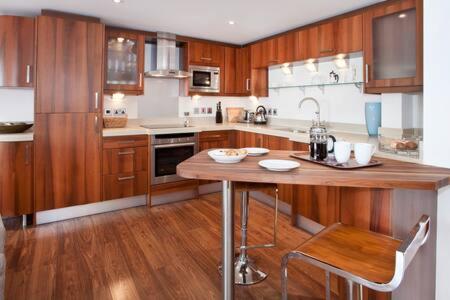 Merchants Place Apartment Image 1