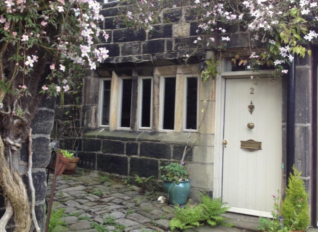 Swanfold Image 1