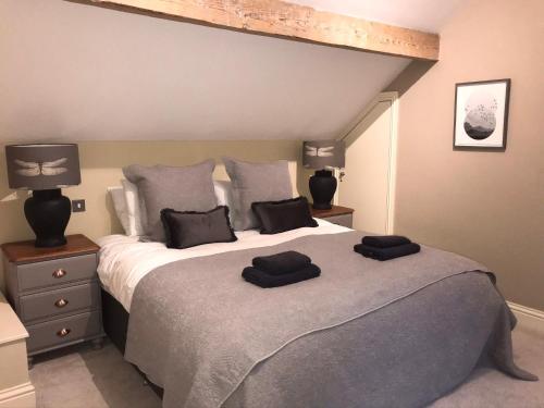 Harlow Coach House Image 2