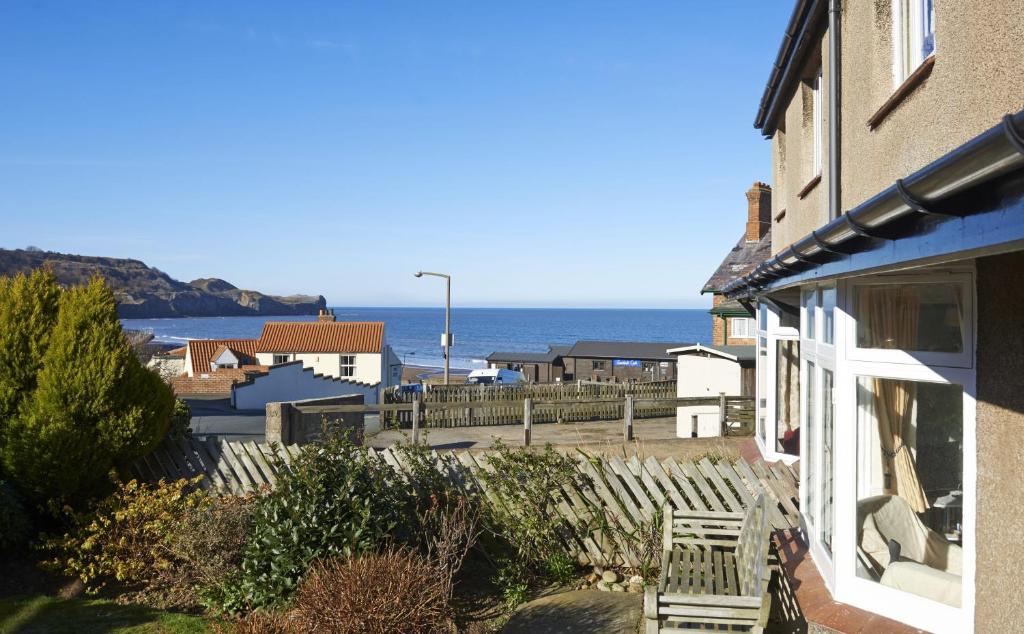 Seacliff Cottage Image 1