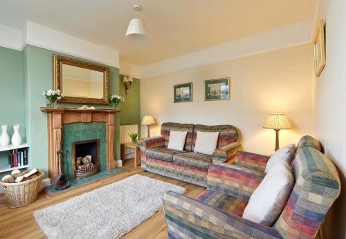 Seacliff Cottage Image 2