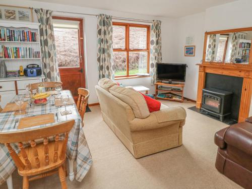 Waterside Cottage, Whitby Image 2
