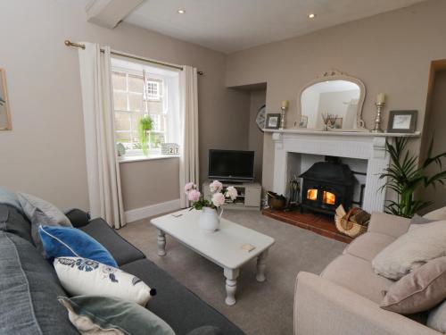 School House Cottage Image 2