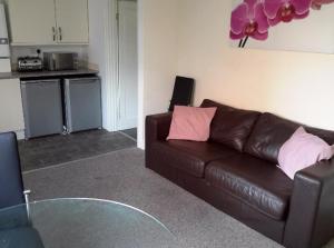 Alphalink house Image 1
