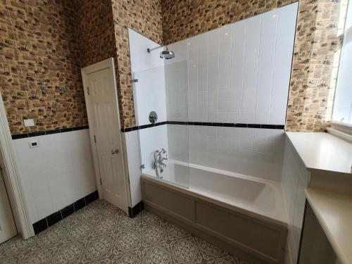 Apartment 6 Rowntree House Image 2