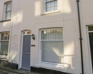 Captains Cottage Image 2