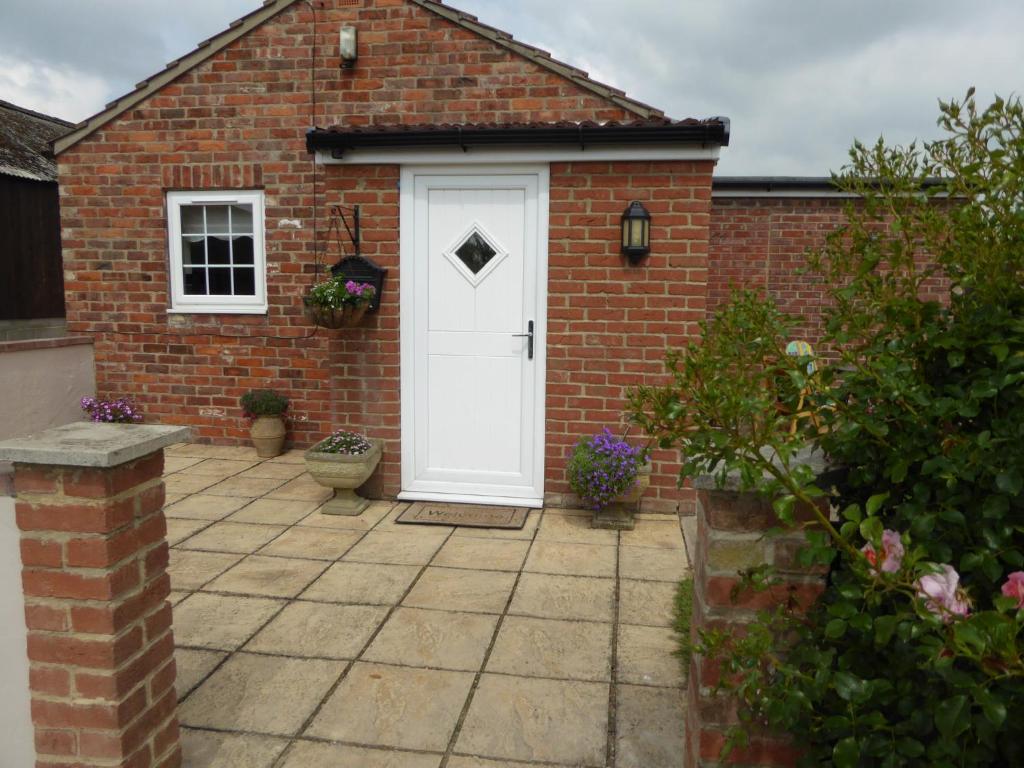 High Oak Holiday Cottage Image 1