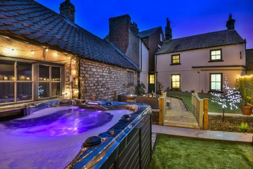 Pickering Rooftop Terrace Image 2