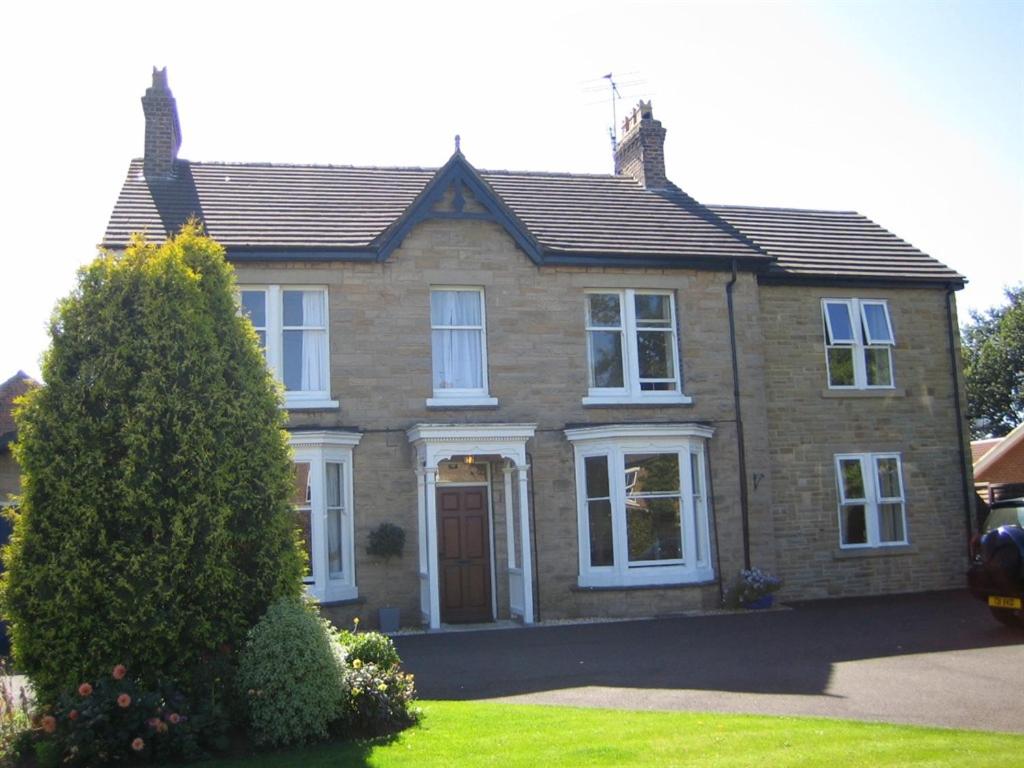 The Poplars Rooms & Cottages Image 2