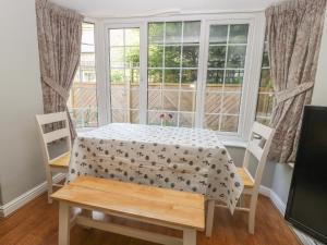 Wedgewood Cottage Image 3