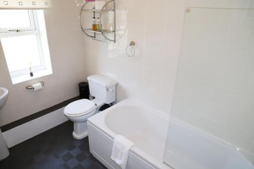 Elmfield House Image 3