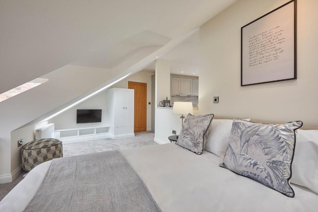 Host & Stay - The Birds Nest Apartment Image 3