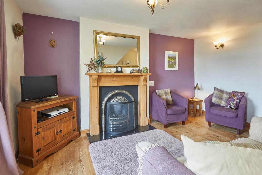 Host & Stay - Esk View Cottage Image 1