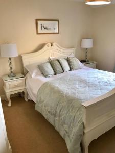 Cocketts Hotel Image 1