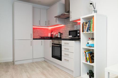 The Avenue Apartments Image 2