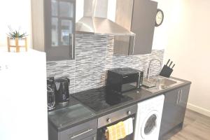 NEW APARTMENT - Offline Bookings on 079-504-13594 Image 3