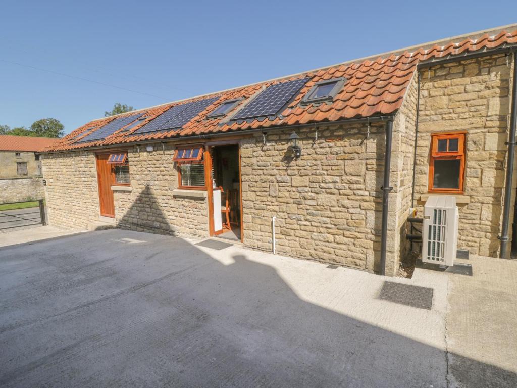Yeoman's Cottage Image 1