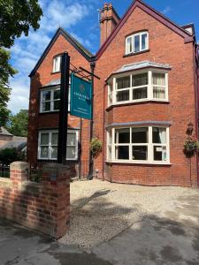 Ashbourne House Image 1